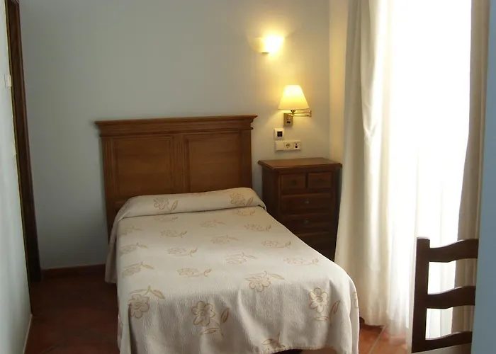 普拉特罗斯酒店